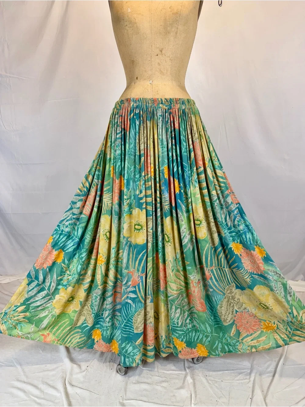 VINTAGE palm island floral skirt long maxi full elastic waist pastel tropical